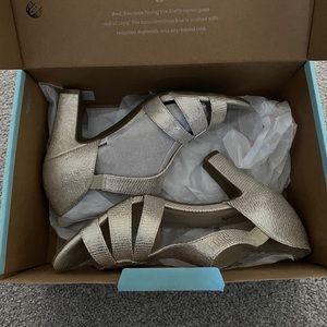 LifeStride Gold Heels (Sz 8.5)